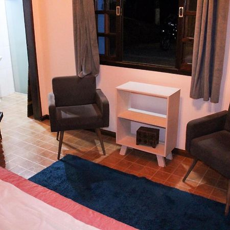 Chale Pico Agudo Hotell Santo Antônio do Pinhal Exteriör bild